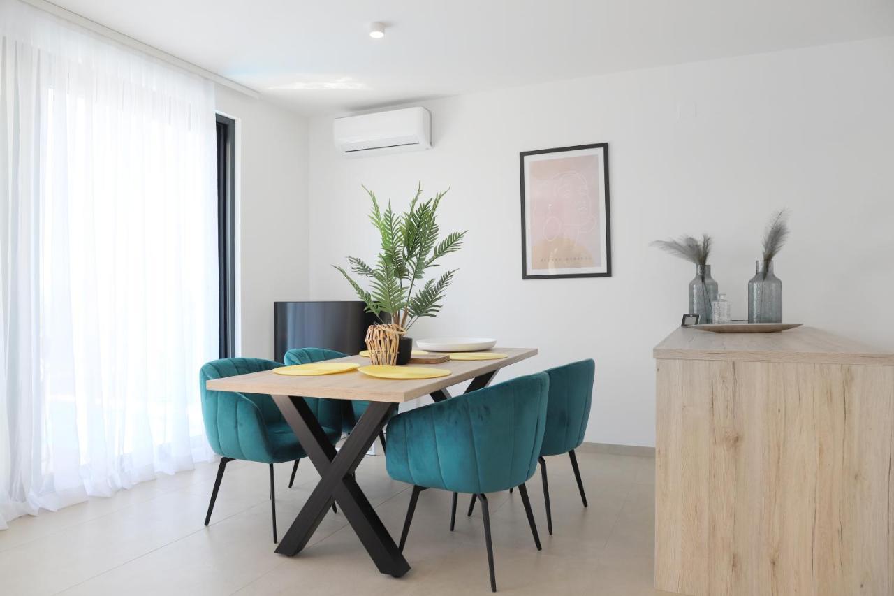 Apartments Terra Sun With Private Pool Or Jacuzzi نجيفيش المظهر الخارجي الصورة